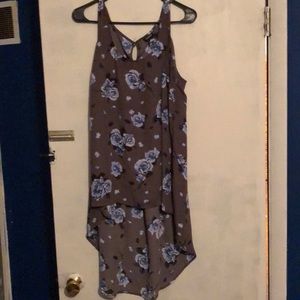 Torrid high low hem rose top